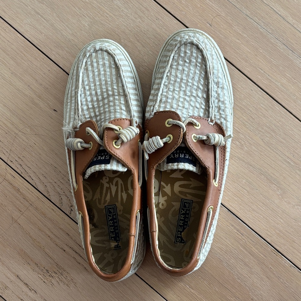 Sperry Women’s Cream Seersucker & Brown Leather Boat Shoes